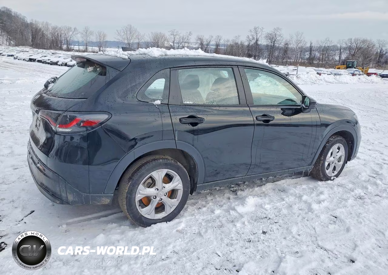 2024 Honda Hr-V Lx VIN:3CZRZ2H30RM738747 - 3