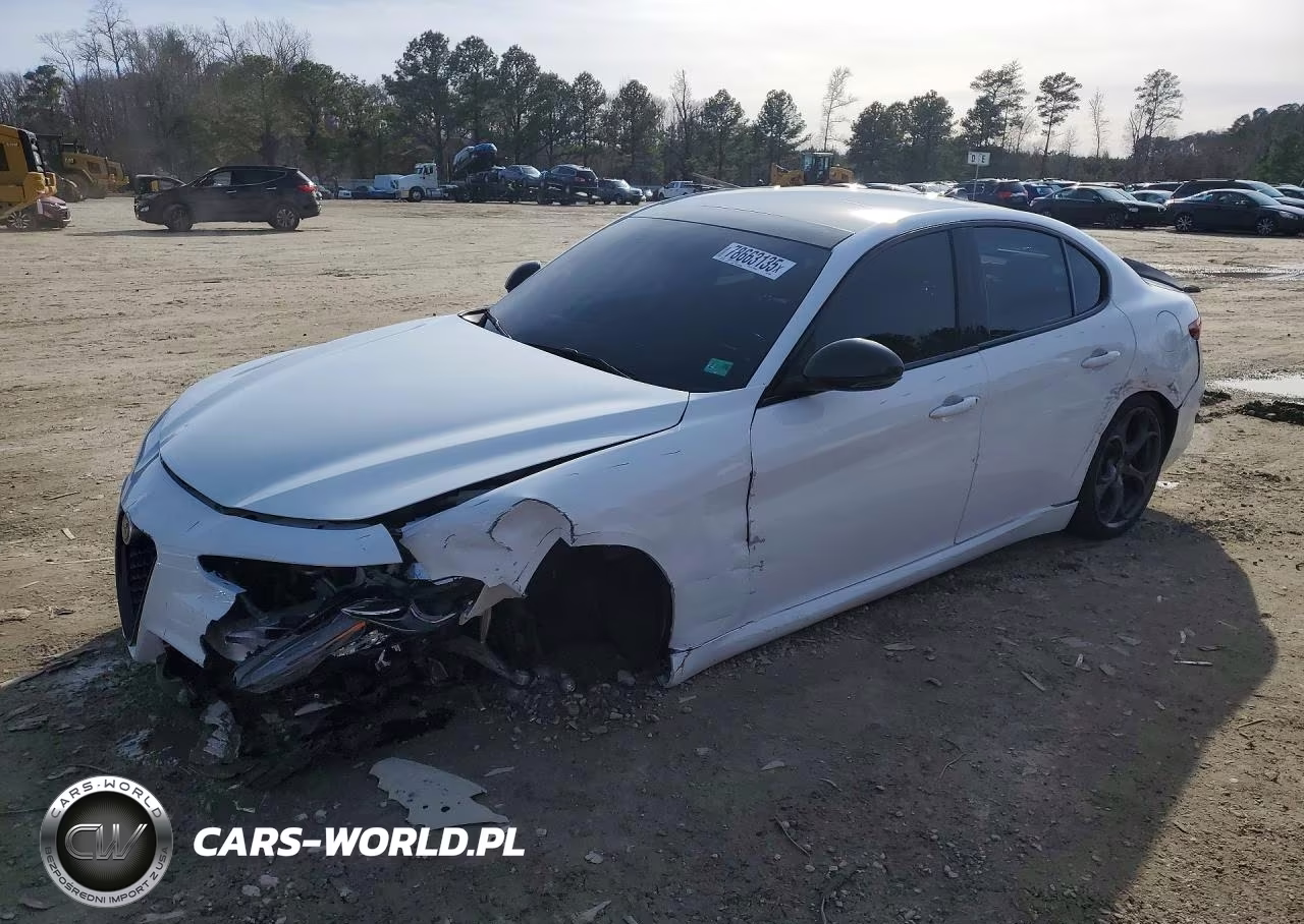 2018 Alfa Romeo Giulia Ti Q4