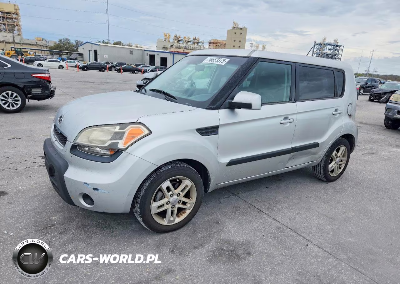 2011 Kia Soul +