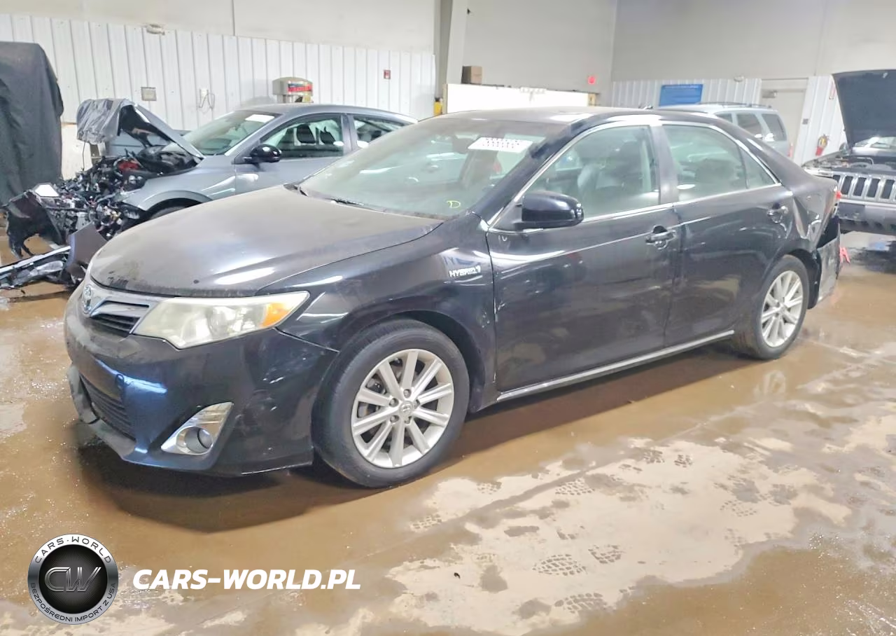 2013 Toyota Camry Hybrid Xle