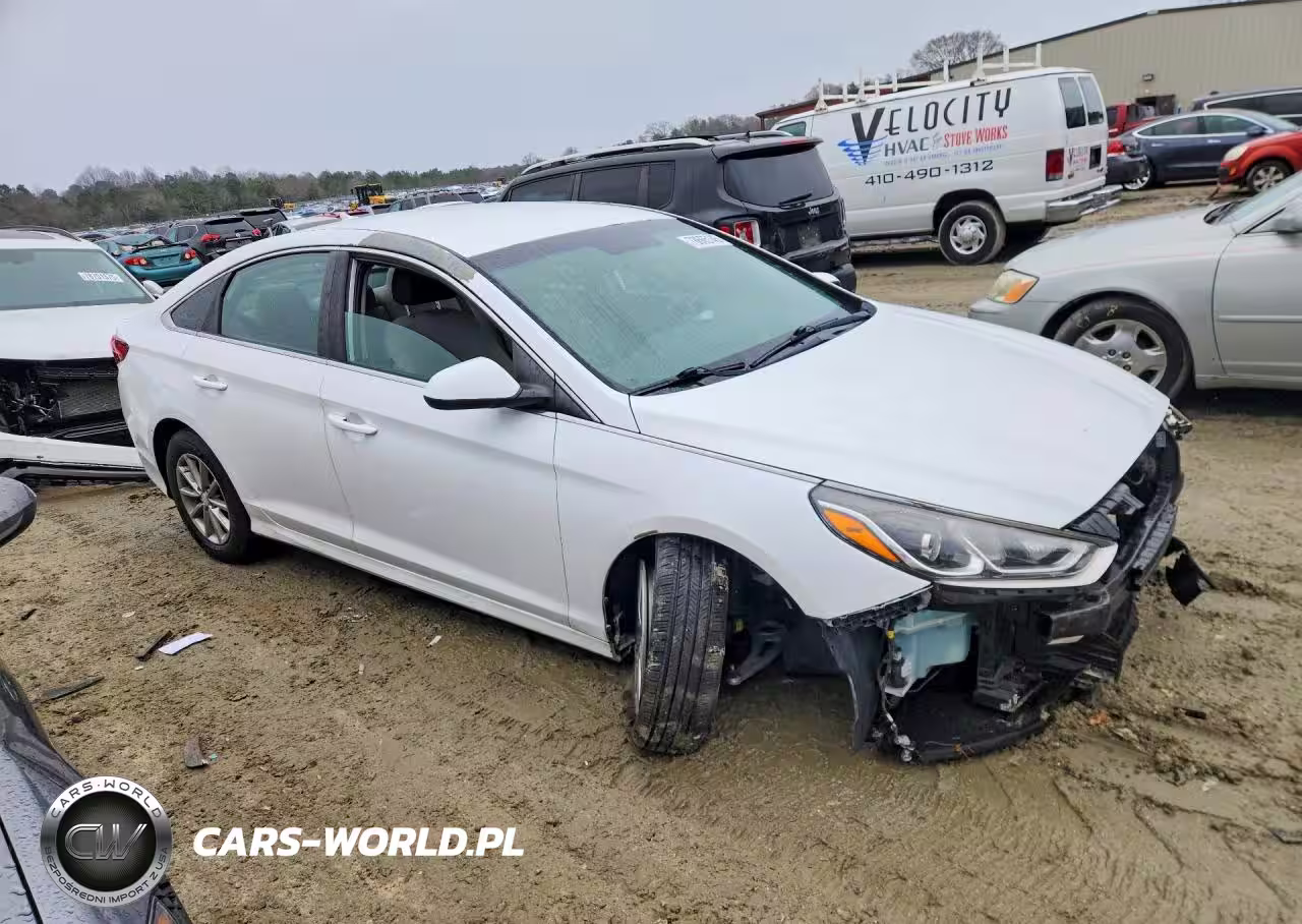 2018 Hyundai Sonata Se VIN:5NPE24AF6JH714102 - 4
