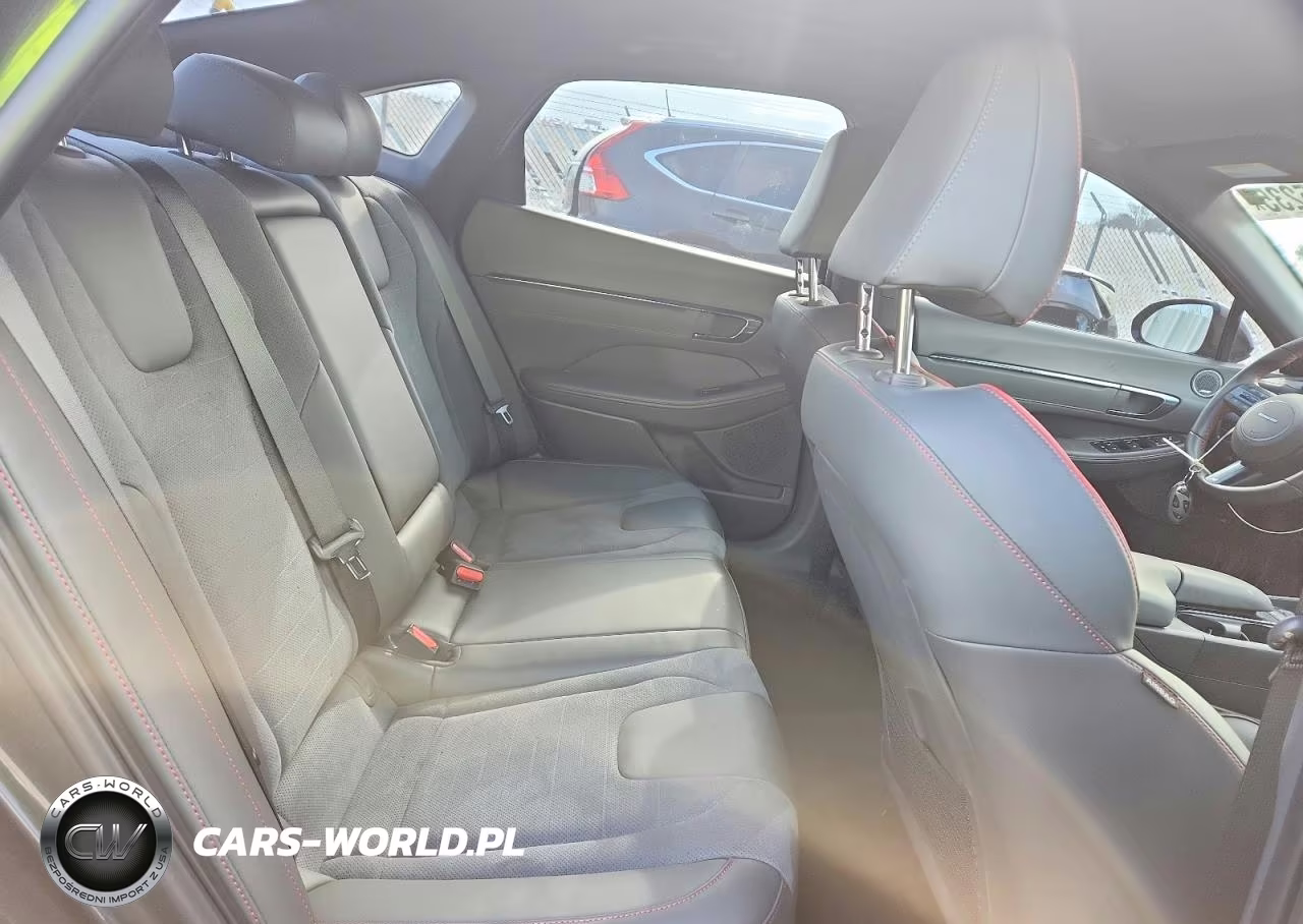 2024 Hyundai Sonata N Line VIN:KMHL54JC6RA400310 - 10