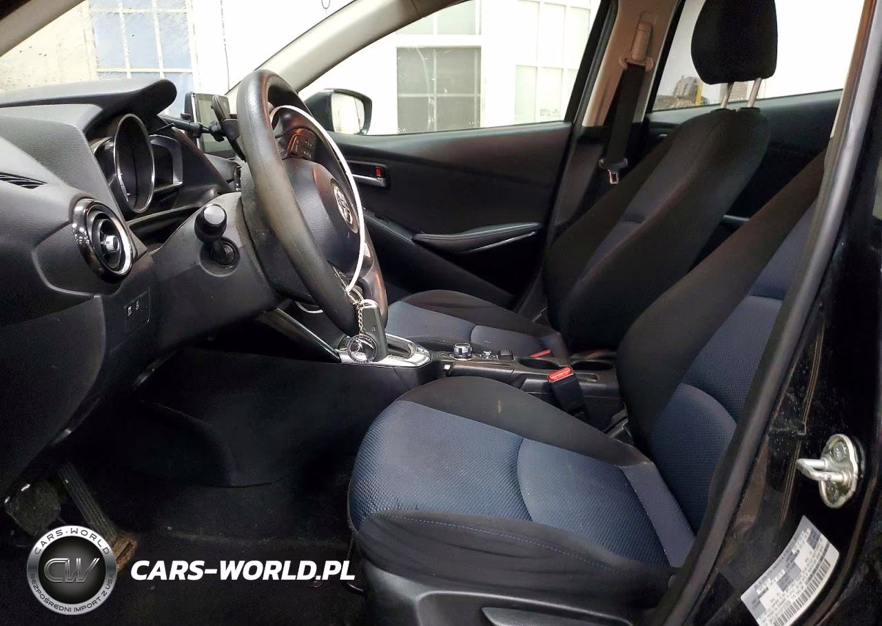 2017 Toyota Yaris Ia Base VIN:3MYDLBYV1HY187806 - 7