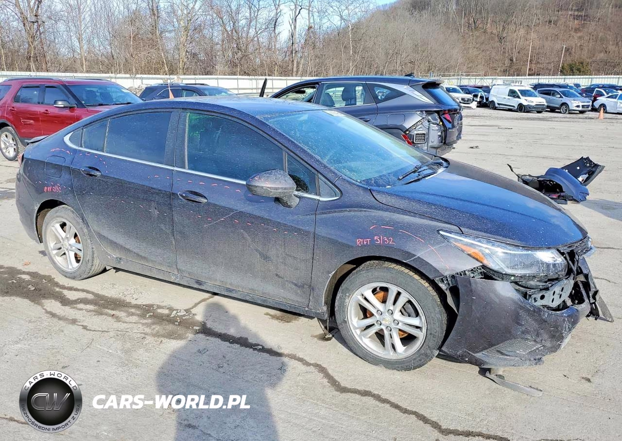 2016 Chevrolet Cruze Lt VIN:1G1BE5SMXG7240349 - 4