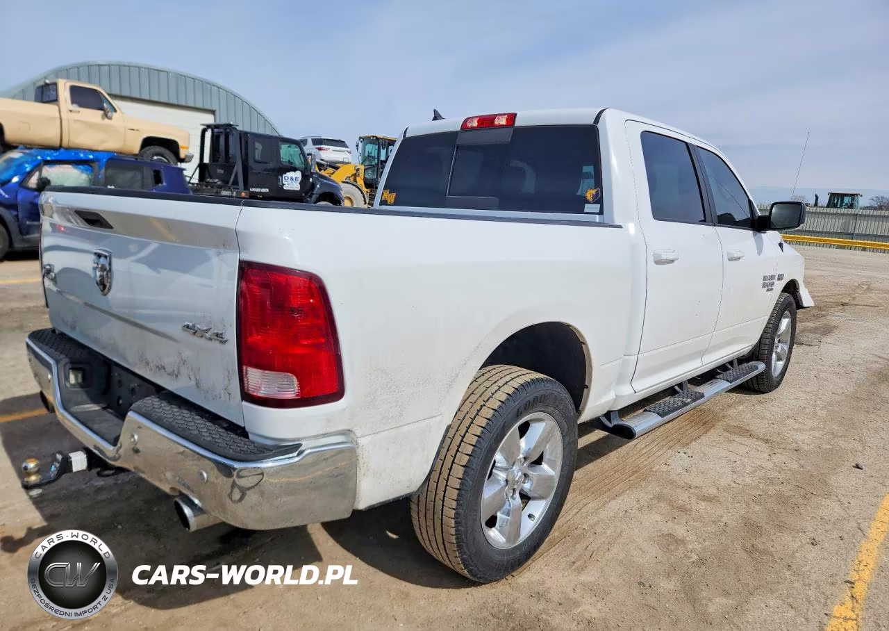 2019 Ram 1500 Classic Slt VIN:1C6RR7LT4KS523340 - 3