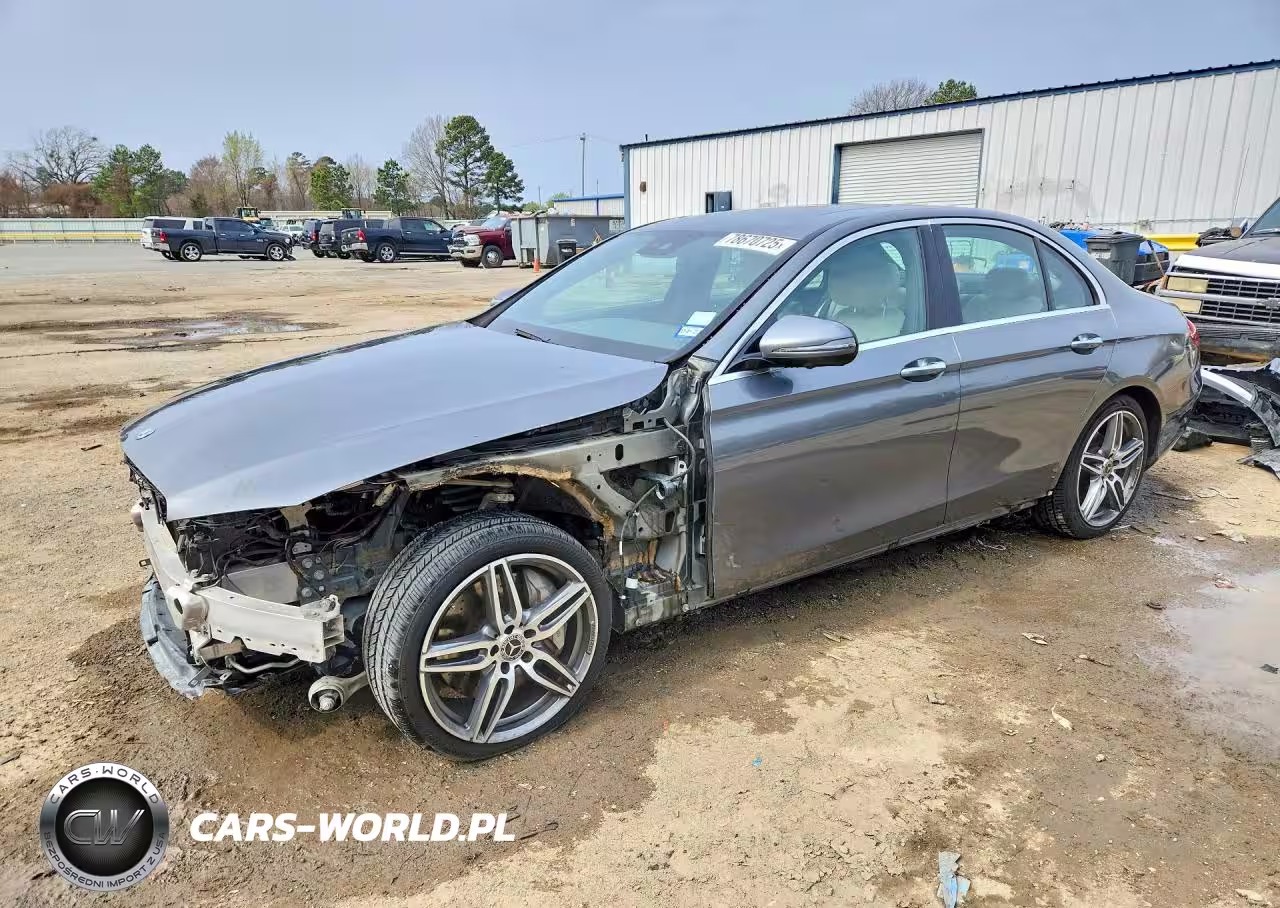 2019 Mercedes-Benz E 300