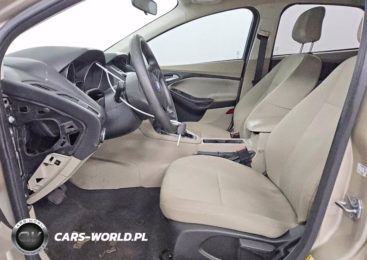 2018 Ford Focus Se VIN:1FADP3FE3JL270511 - 7