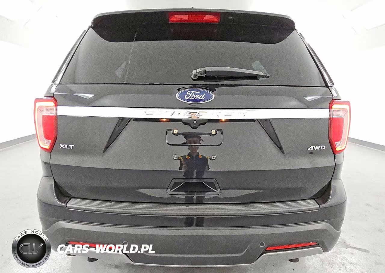 2019 Ford Explorer Xlt VIN:1FM5K8D81KGB25190 - 6