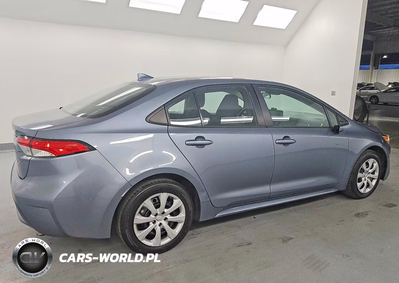 2022 Toyota Corolla Le VIN:5YFEPMAEXNP276184 - 3