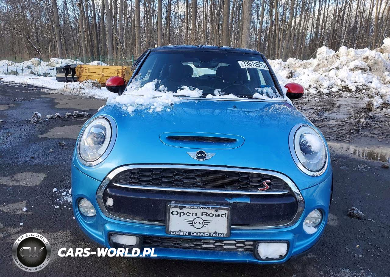 2018 Mini Cooper S VIN:WMWXP7C58J2A47017 - 5