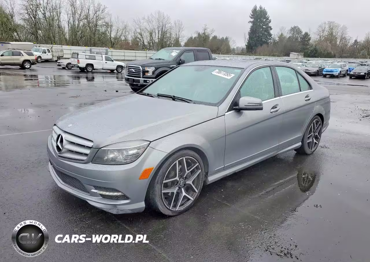 2011 Mercedes-Benz C 300