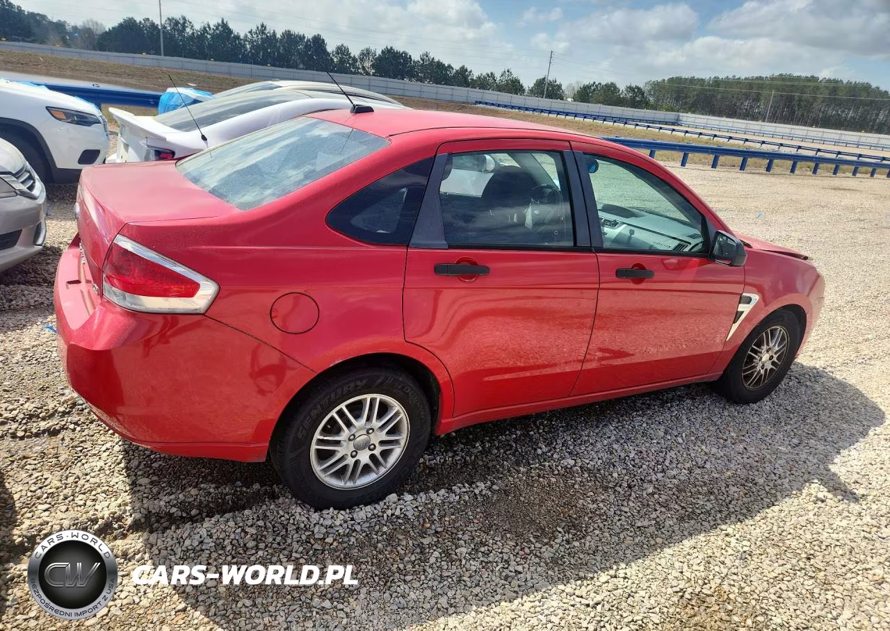 2008 Ford Focus Se VIN:1FAHP35NX8W245259 - 3