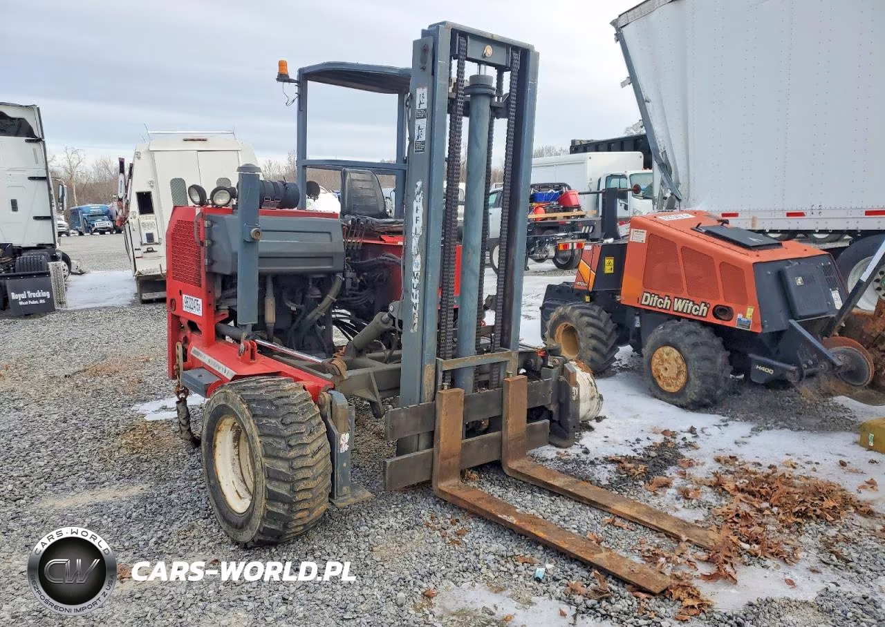 2005 Moffett M9 60