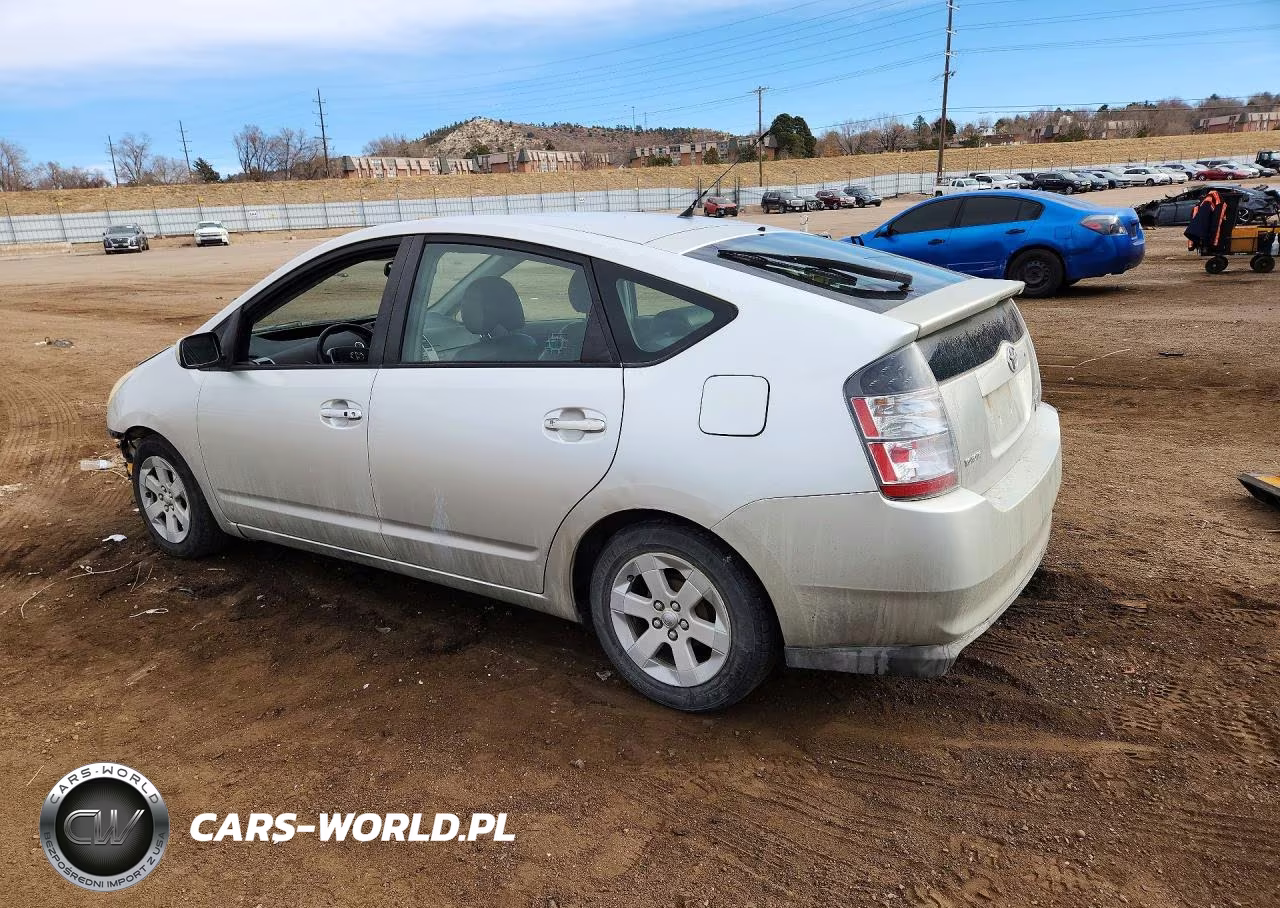 2005 Toyota Prius Base VIN:JTDKB20U753040793 - 2