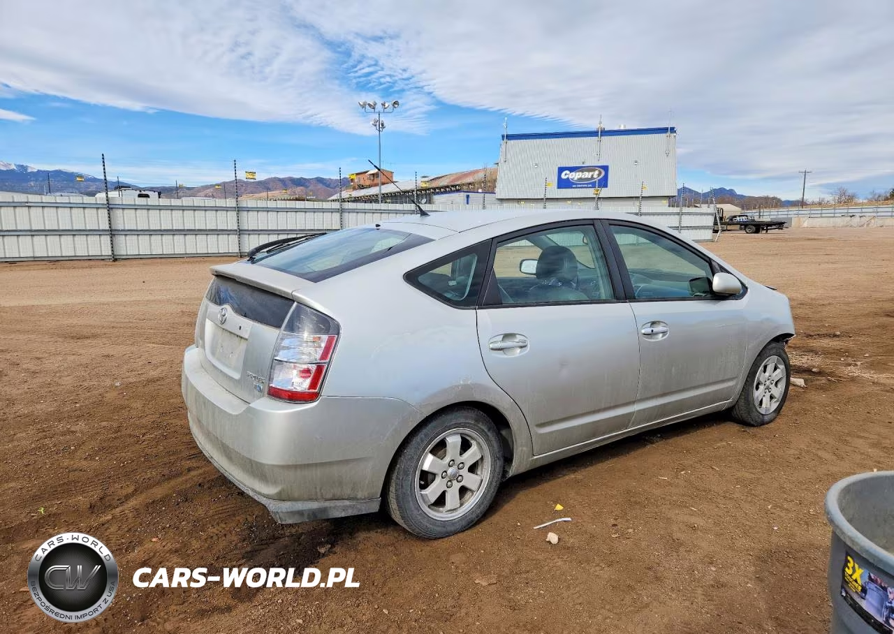 2005 Toyota Prius Base VIN:JTDKB20U753040793 - 3