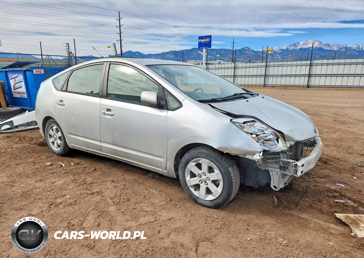 2005 Toyota Prius Base VIN:JTDKB20U753040793 - 4
