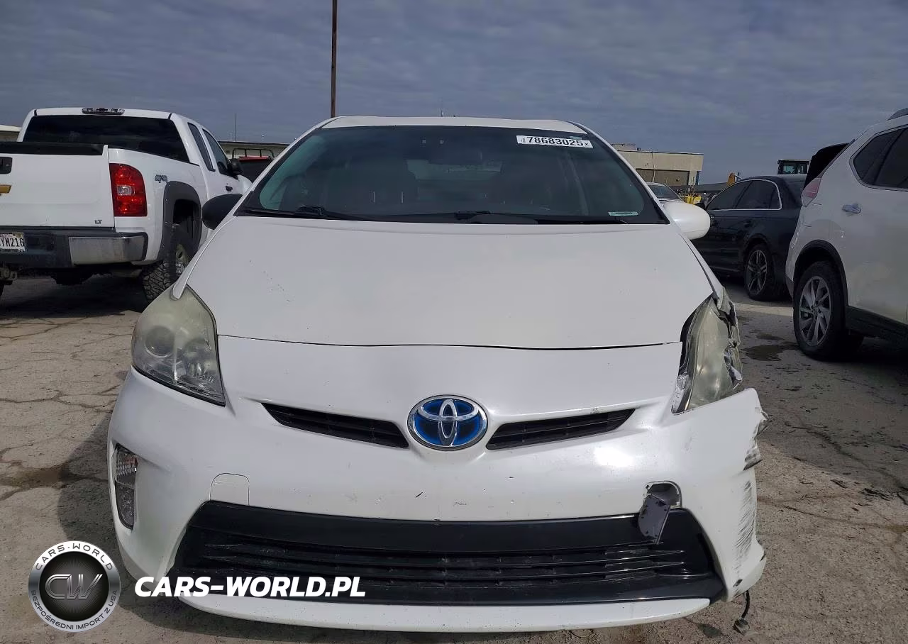 2013 Toyota Prius VIN:JTDKN3DU6D5612785 - 5