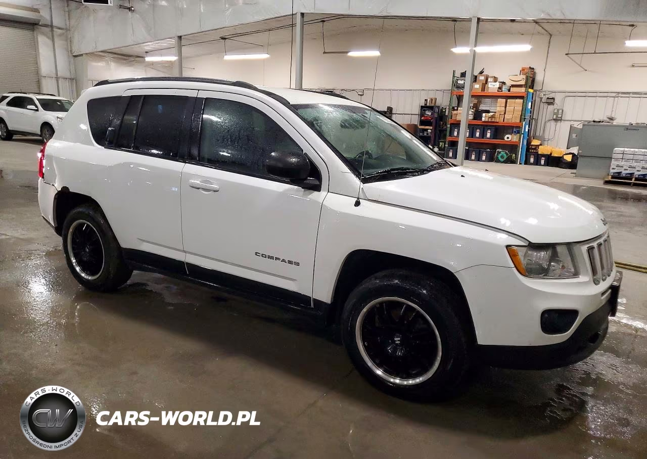 2011 Jeep Compass VIN:1J4NF1FB3BD263818 - 4