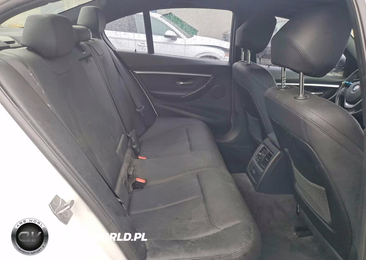 2017 BMW 330 Xi VIN:WBA8D9G58HNU60497 - 10