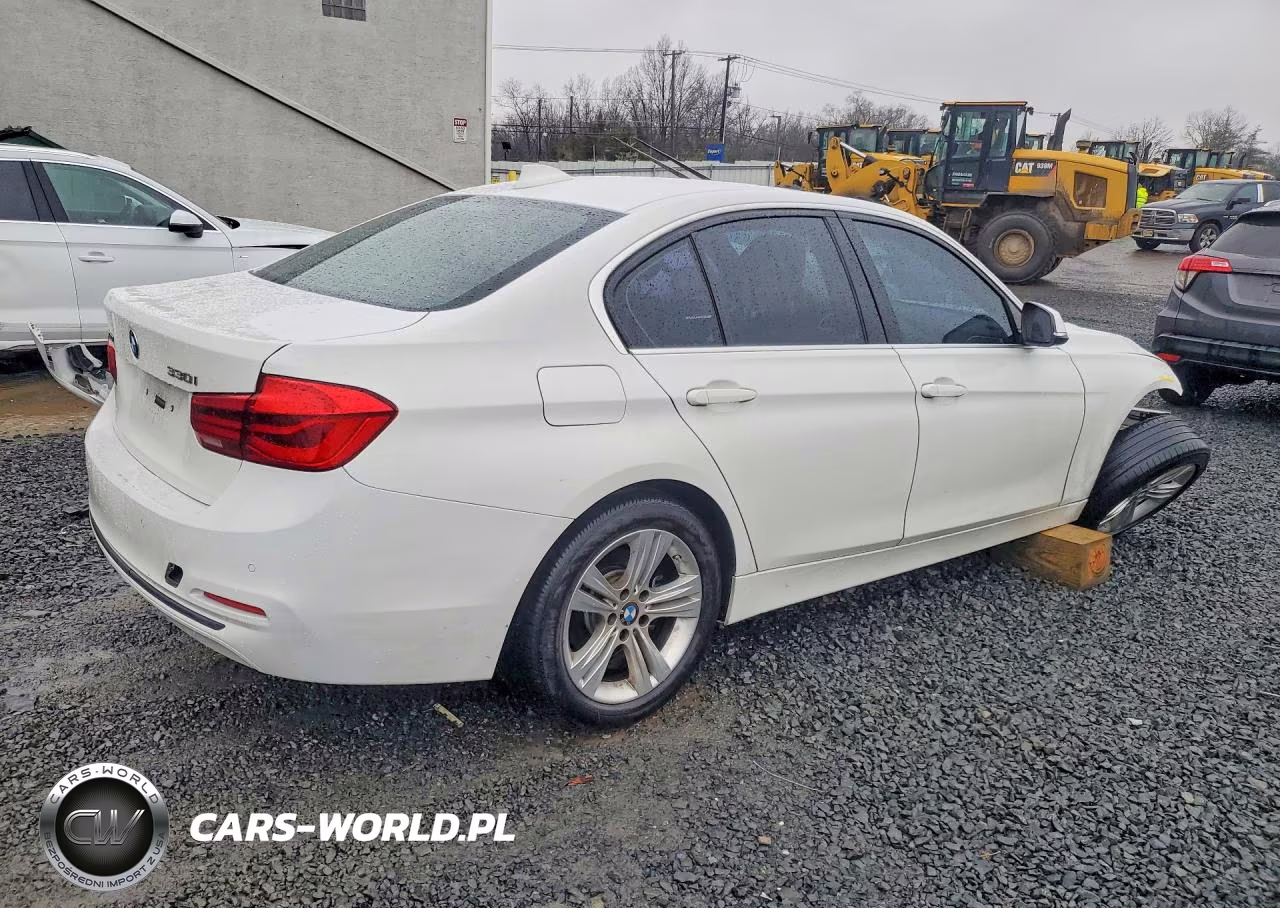 2017 BMW 330 Xi VIN:WBA8D9G58HNU60497 - 3