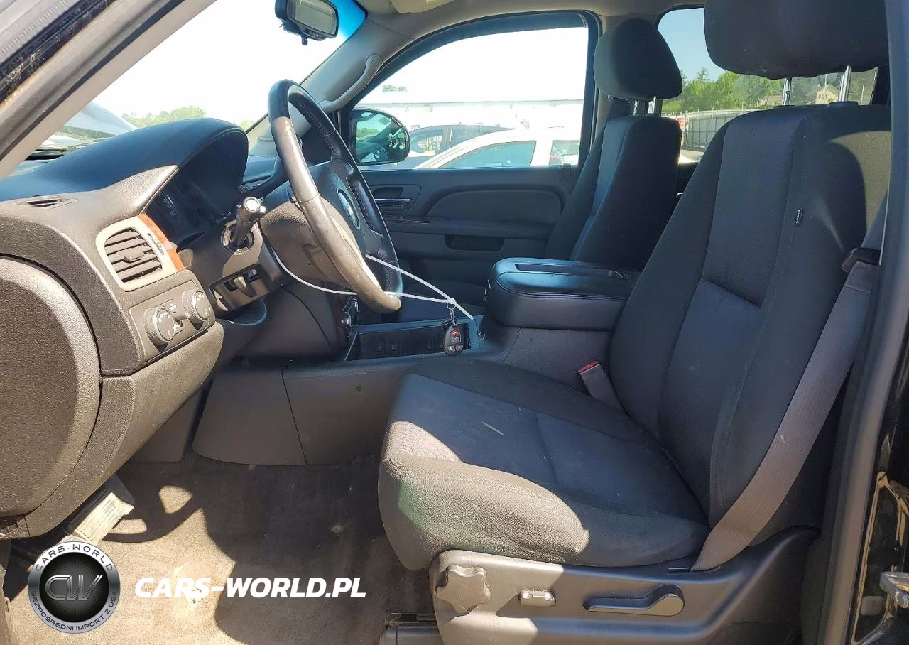 2013 Chevrolet Suburban K1500 Ls VIN:1GNSKHE78DR361301 - 7