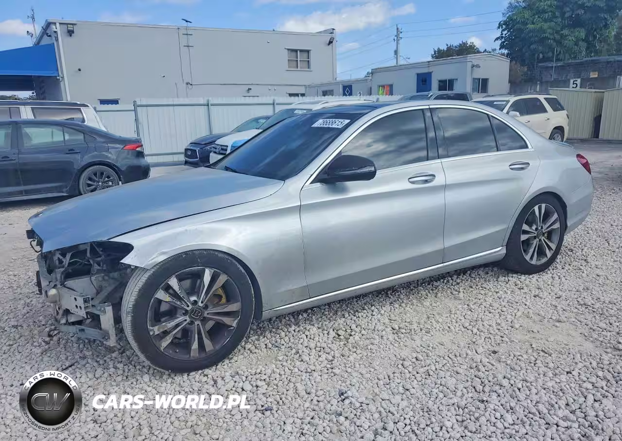 2016 Mercedes-Benz C 300