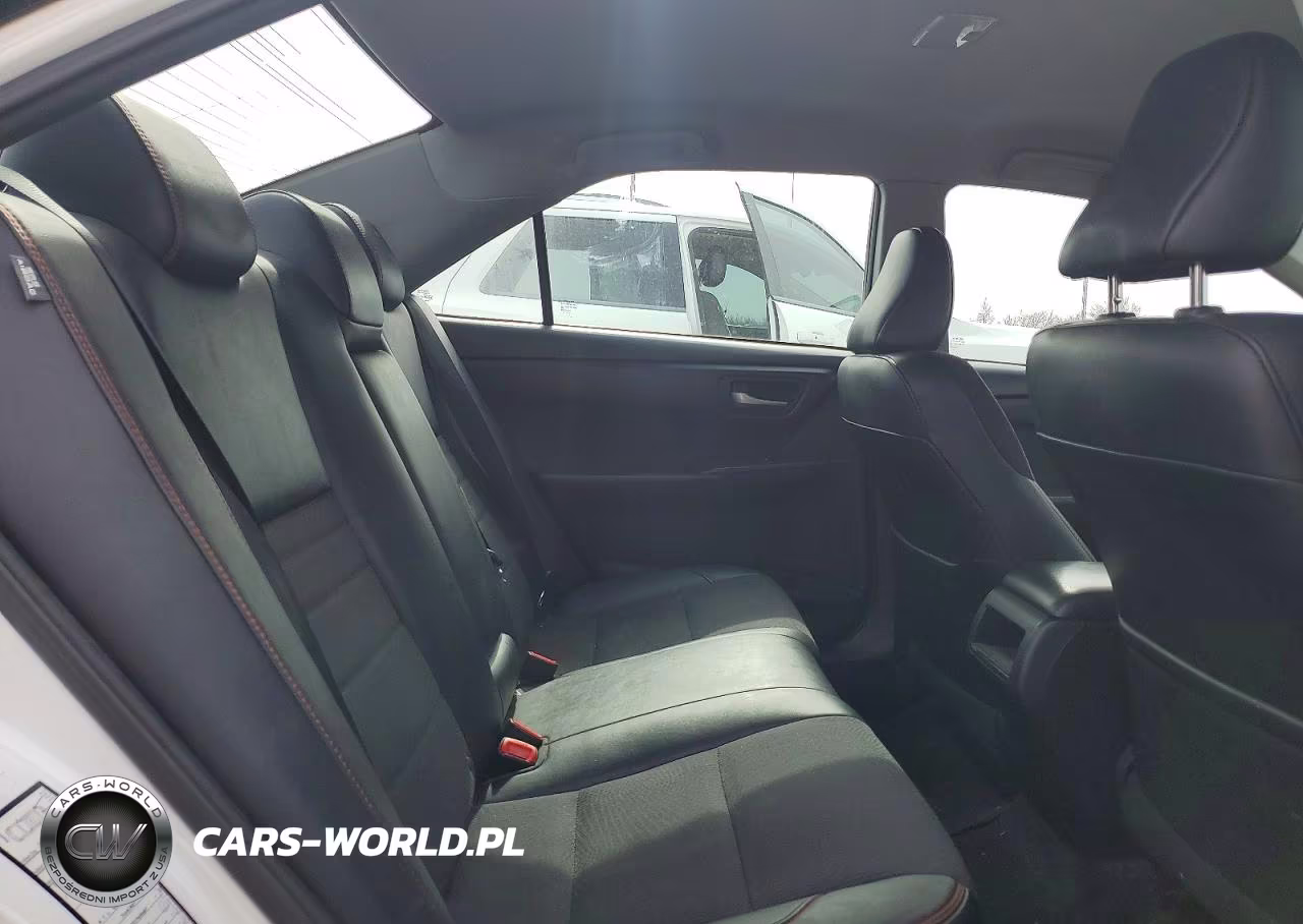2017 Toyota Camry Se VIN:4T1BF1FK4HU738440 - 10