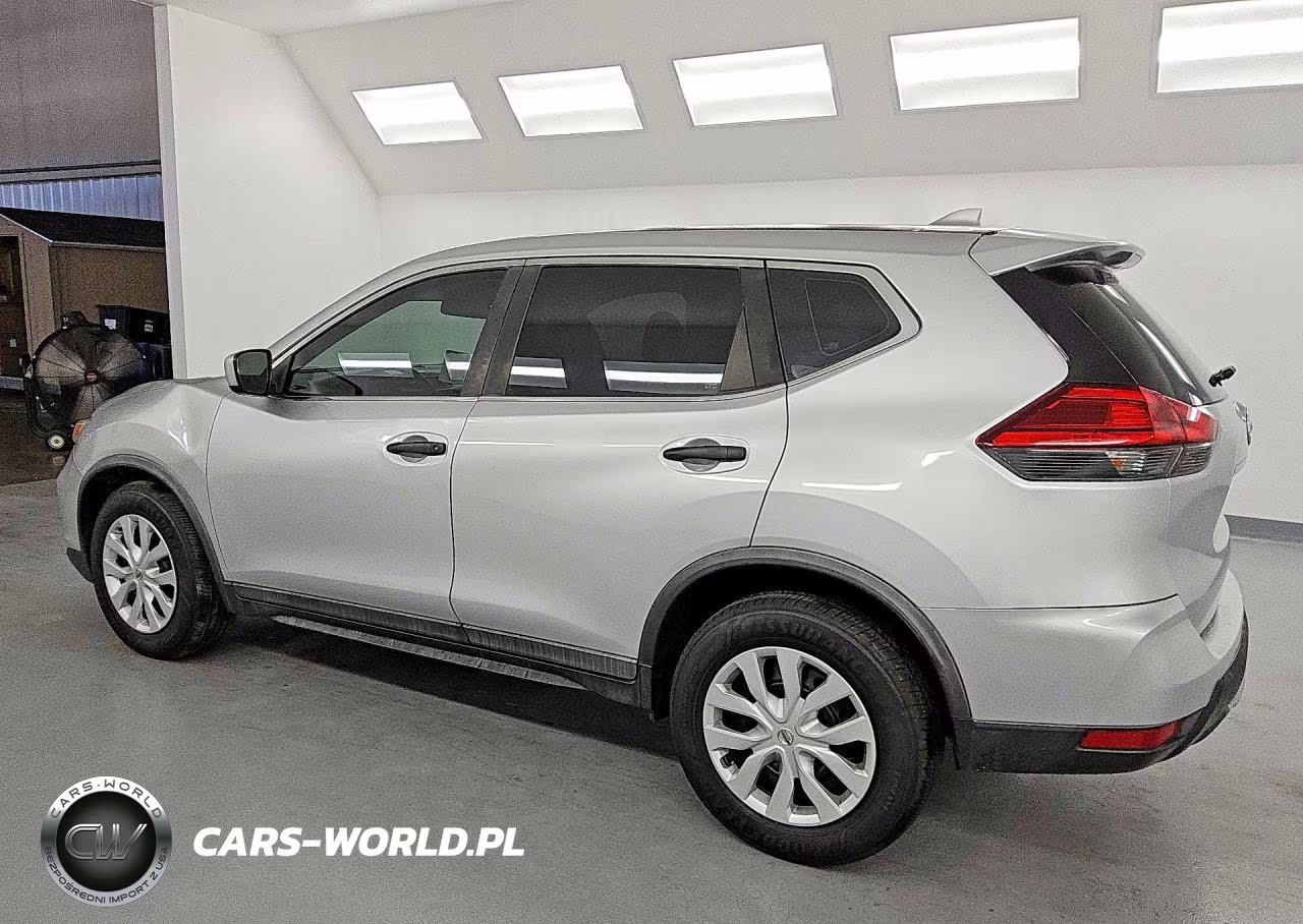 2017 Nissan Rogue S VIN:KNMAT2MT9HP608209 - 2