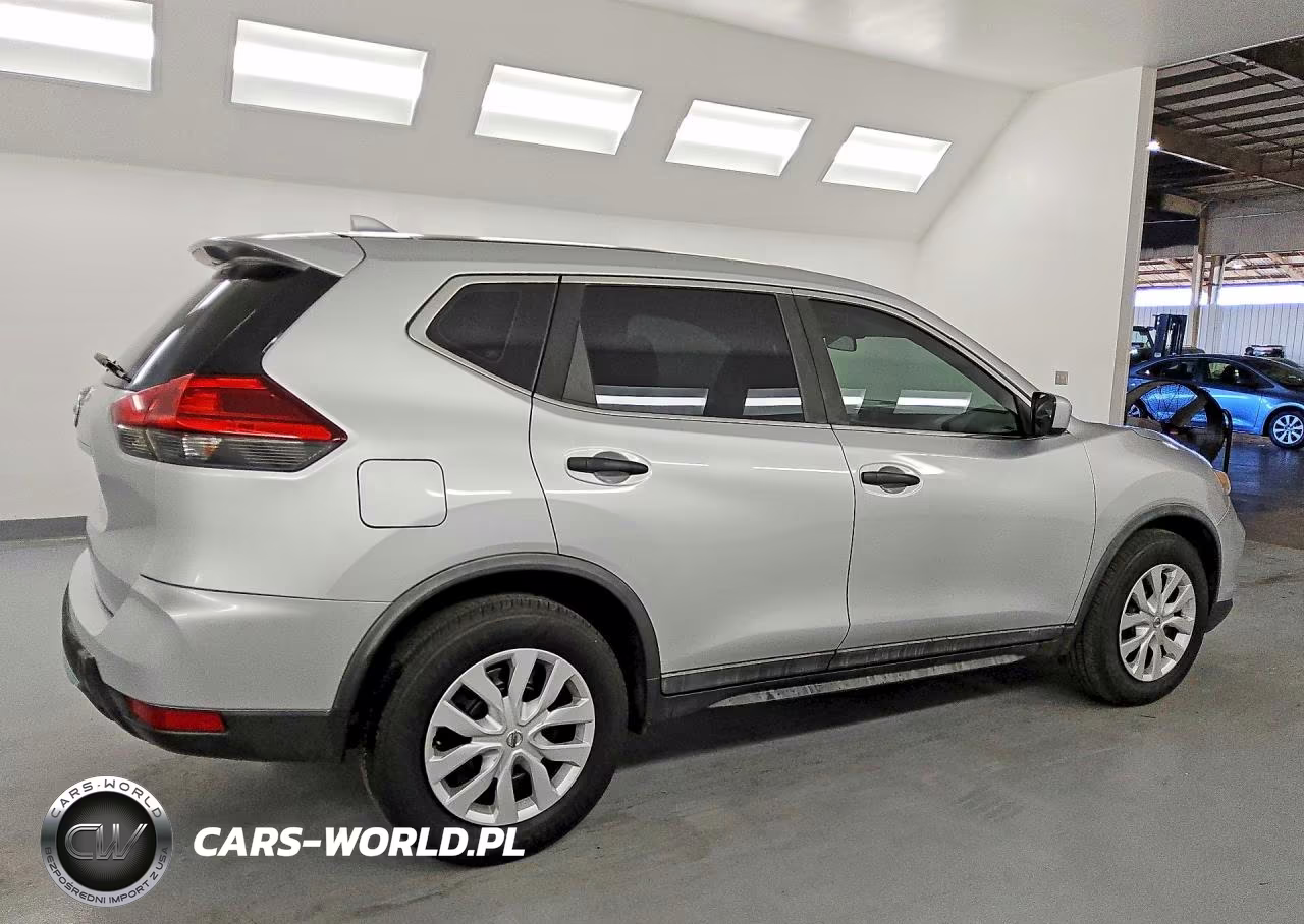 2017 Nissan Rogue S VIN:KNMAT2MT9HP608209 - 3