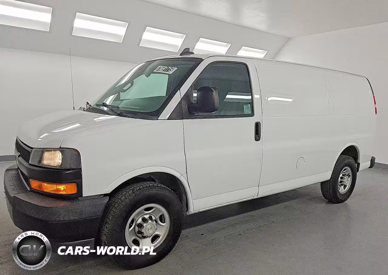 2020 Chevrolet Express G2500