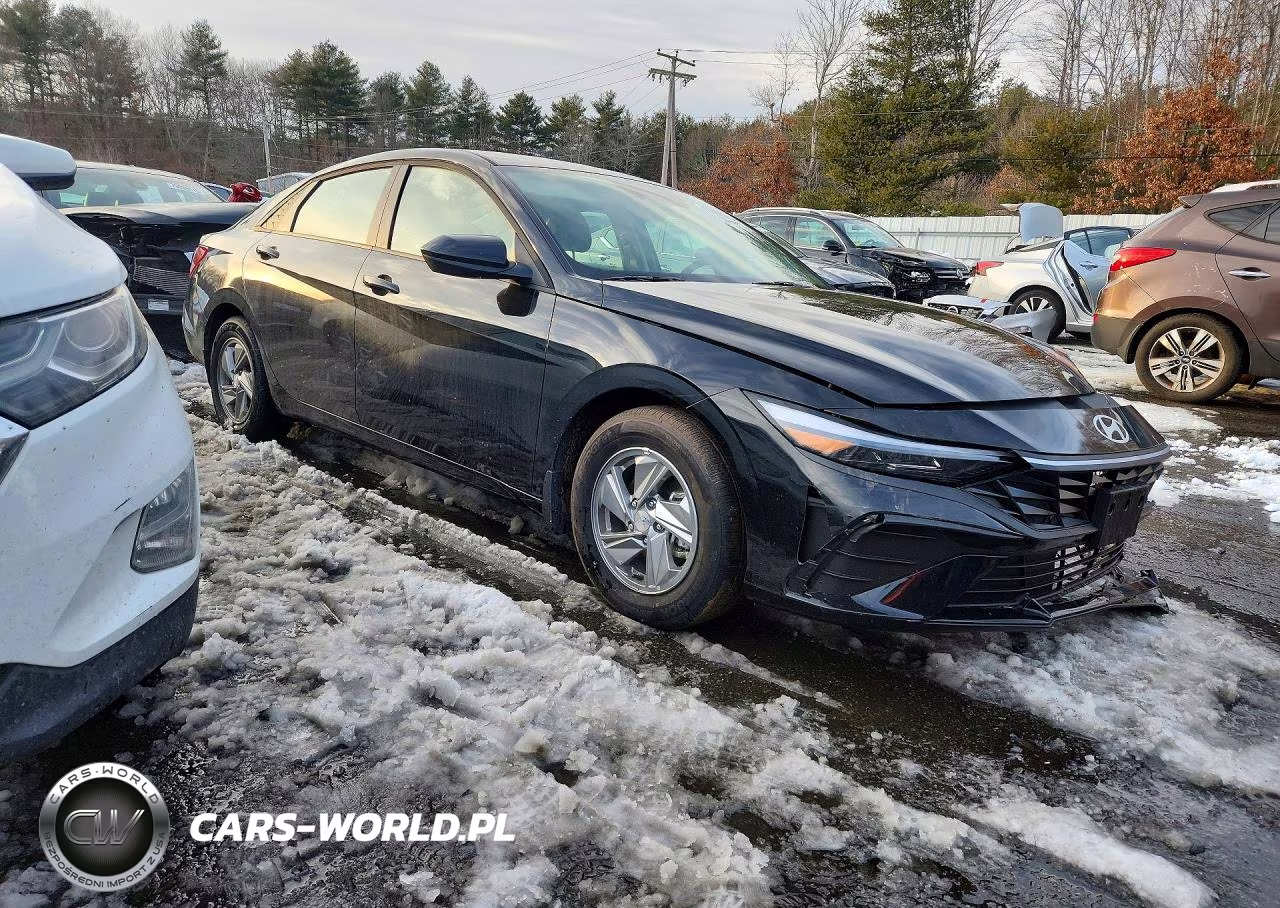2026 Hyundai Elantra Se VIN:KMHLL4DG9TU115904 - 4