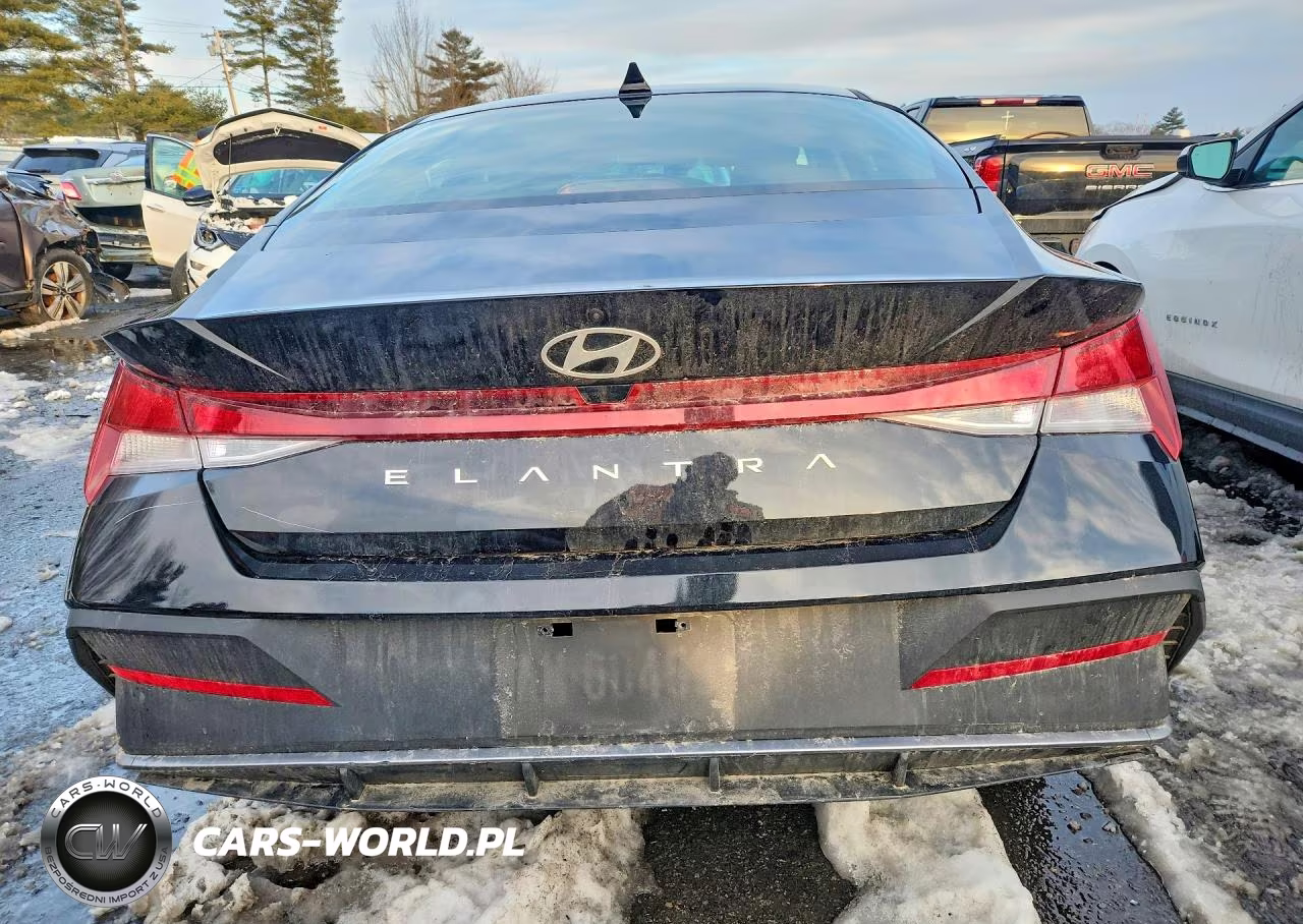 2026 Hyundai Elantra Se VIN:KMHLL4DG9TU115904 - 6