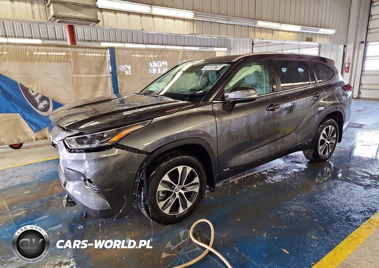 2025 Toyota Highlander Hybrid Xle VIN:5TDKBRCH3SS672000 - 1