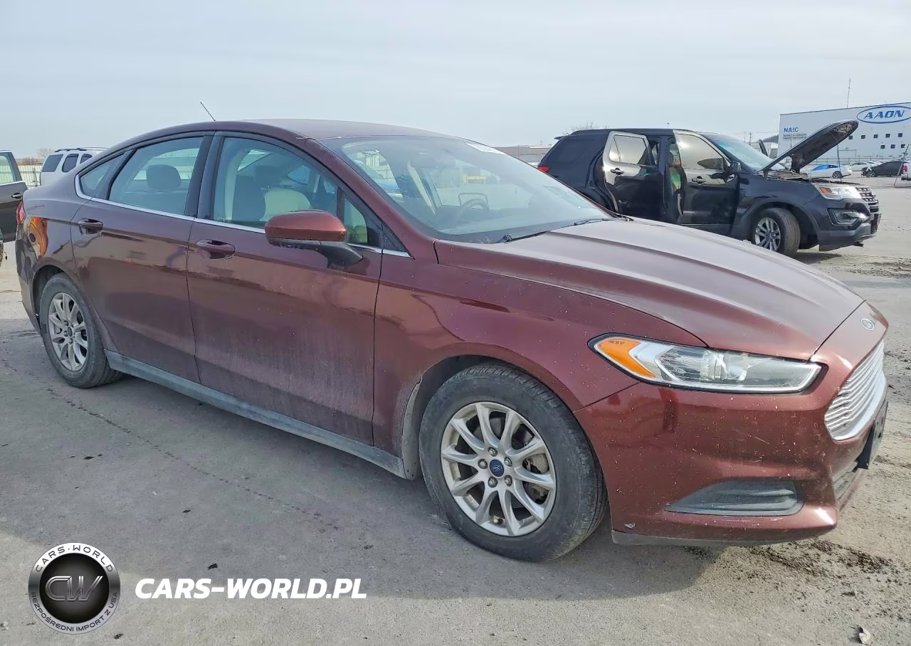 2015 Ford Fusion S VIN:3FA6P0G72FR224829 - 4