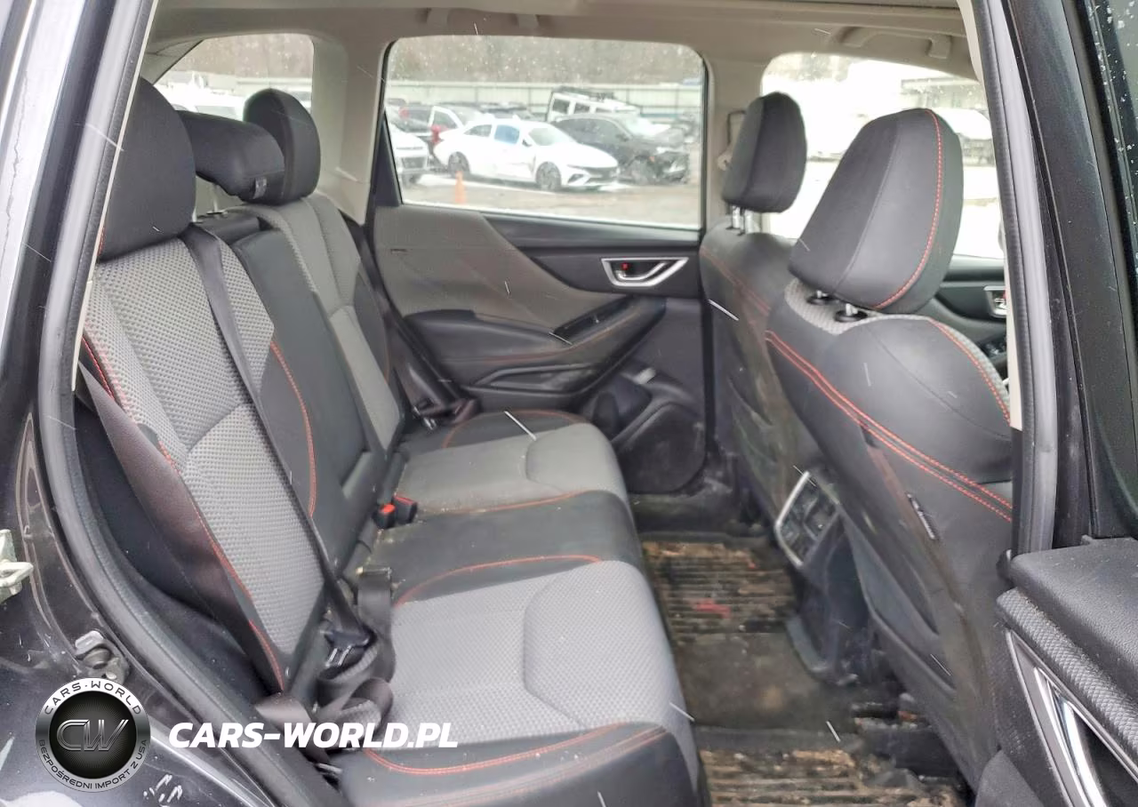 2019 Subaru Forester Sport VIN:JF2SKAPC8KH454916 - 11