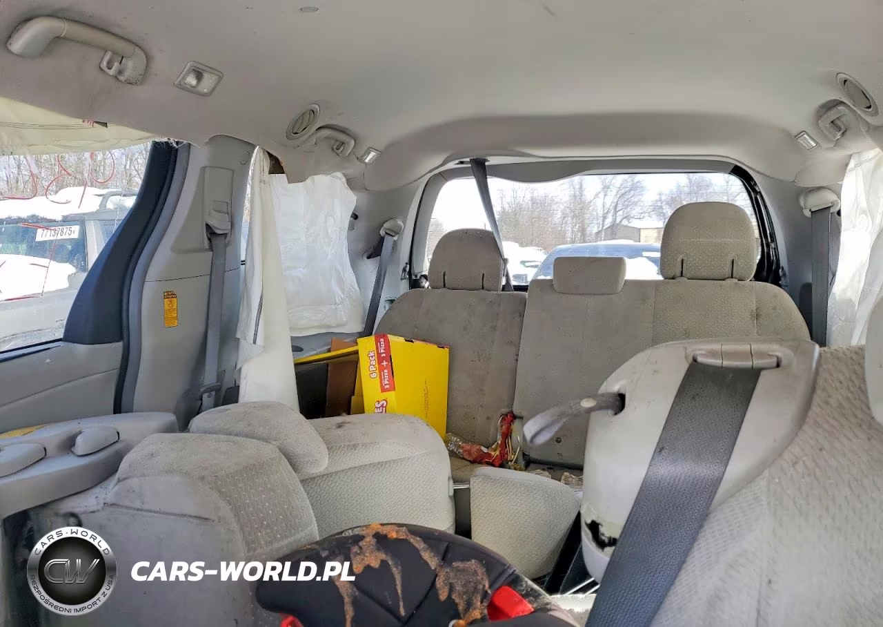 2014 Toyota Sienna Le VIN:5TDKK3DC1ES523413 - 10