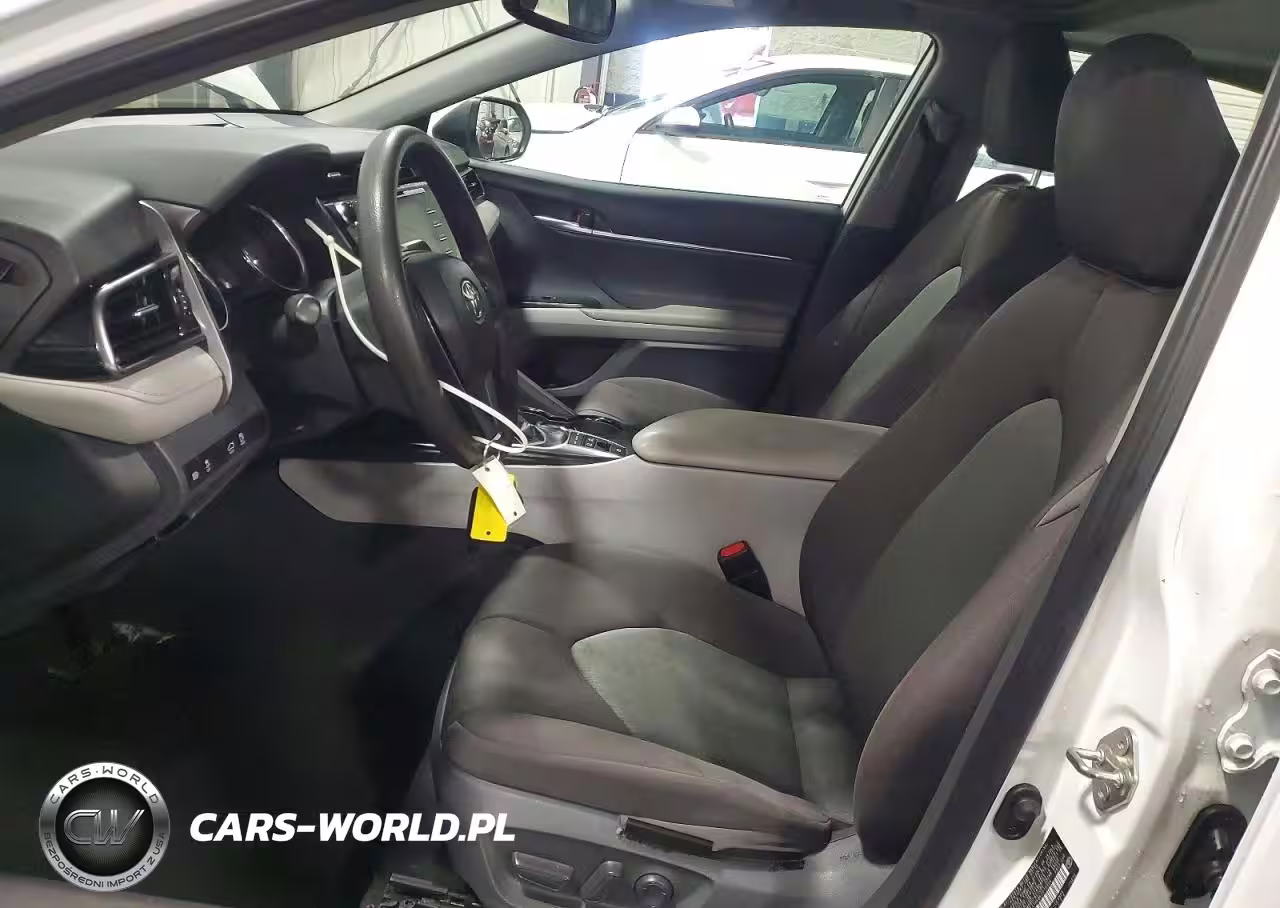 2019 Toyota Camry Hybrid Le VIN:4T1B31HK8KU513354 - 7