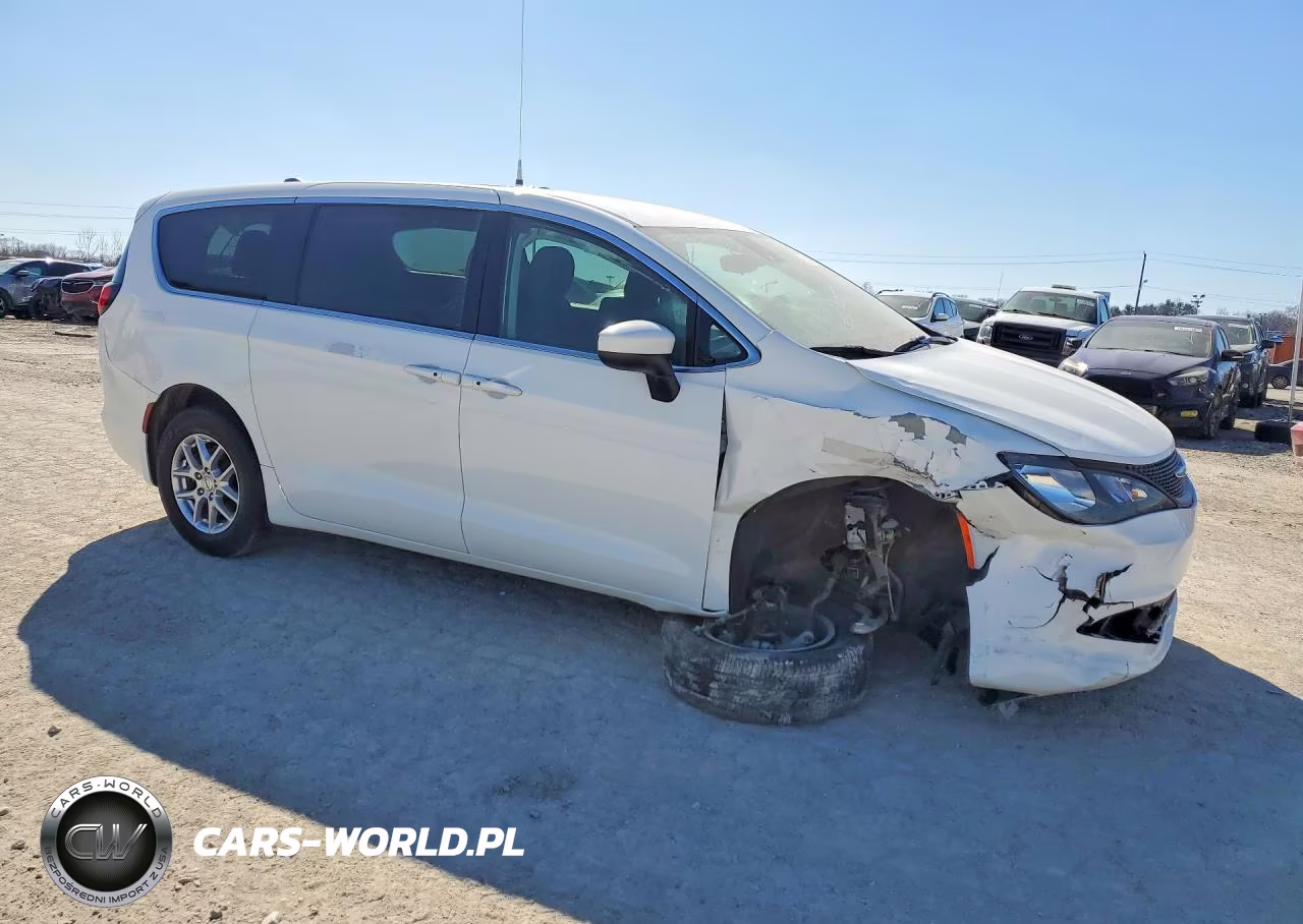 2023 Chrysler Voyager Lx VIN:2C4RC1CGXPR568060 - 4