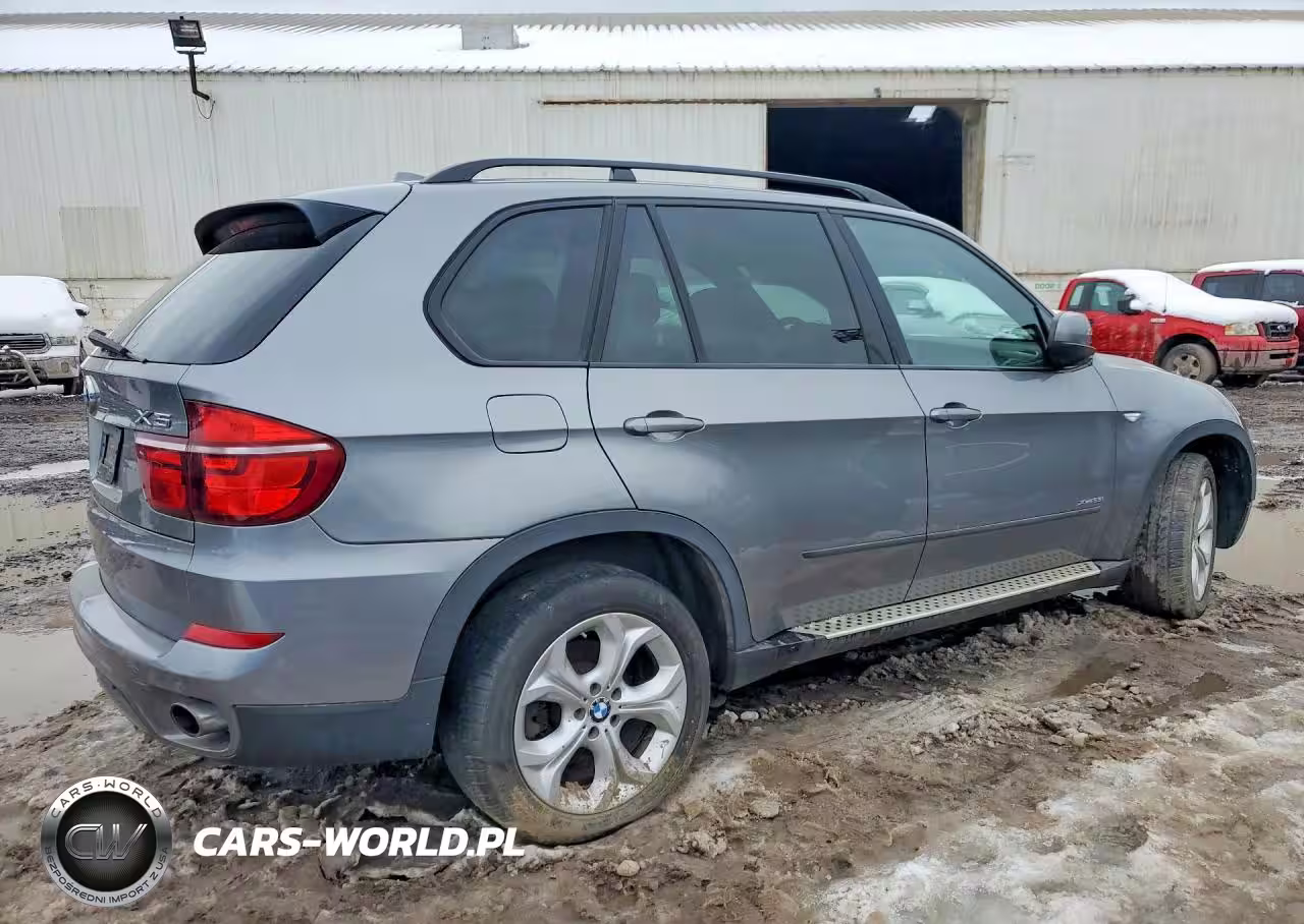 2012 BMW X5 xDrive35I VIN:5UXZV4C53CL761100 - 3