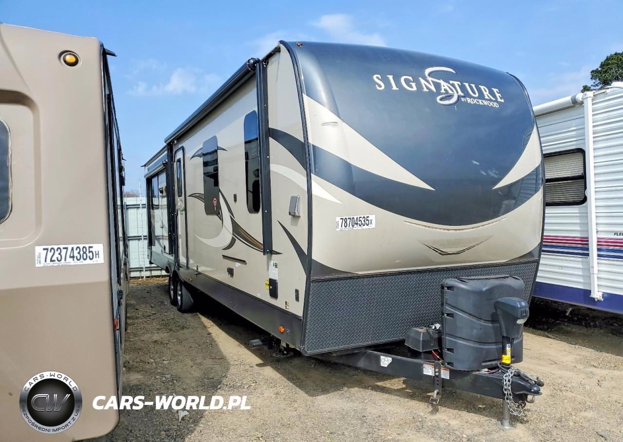 2020 Forest River Signature Camper
