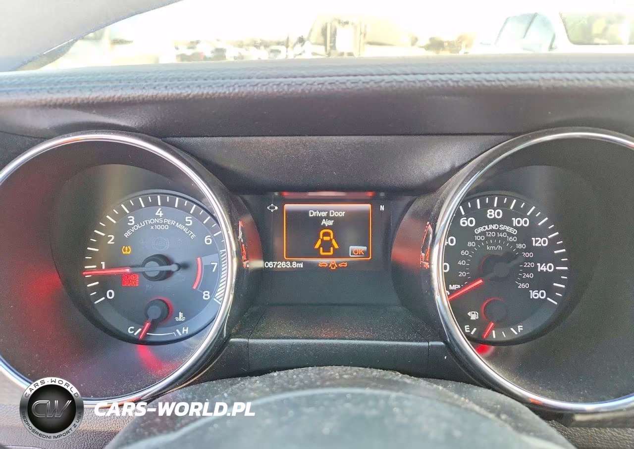 2015 Ford Mustang VIN:1FA6P8TH7F5319998 - 9