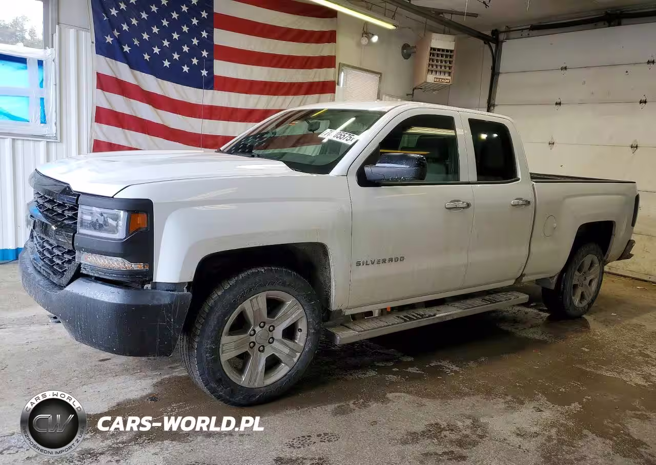2016 Chevrolet Silverado K1500 Custom