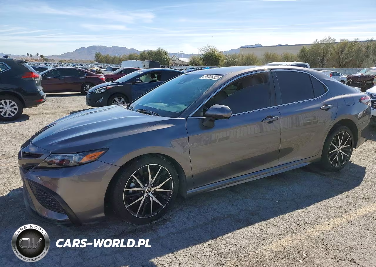 2021 Toyota Camry Se – zdjęcie 1 z 12