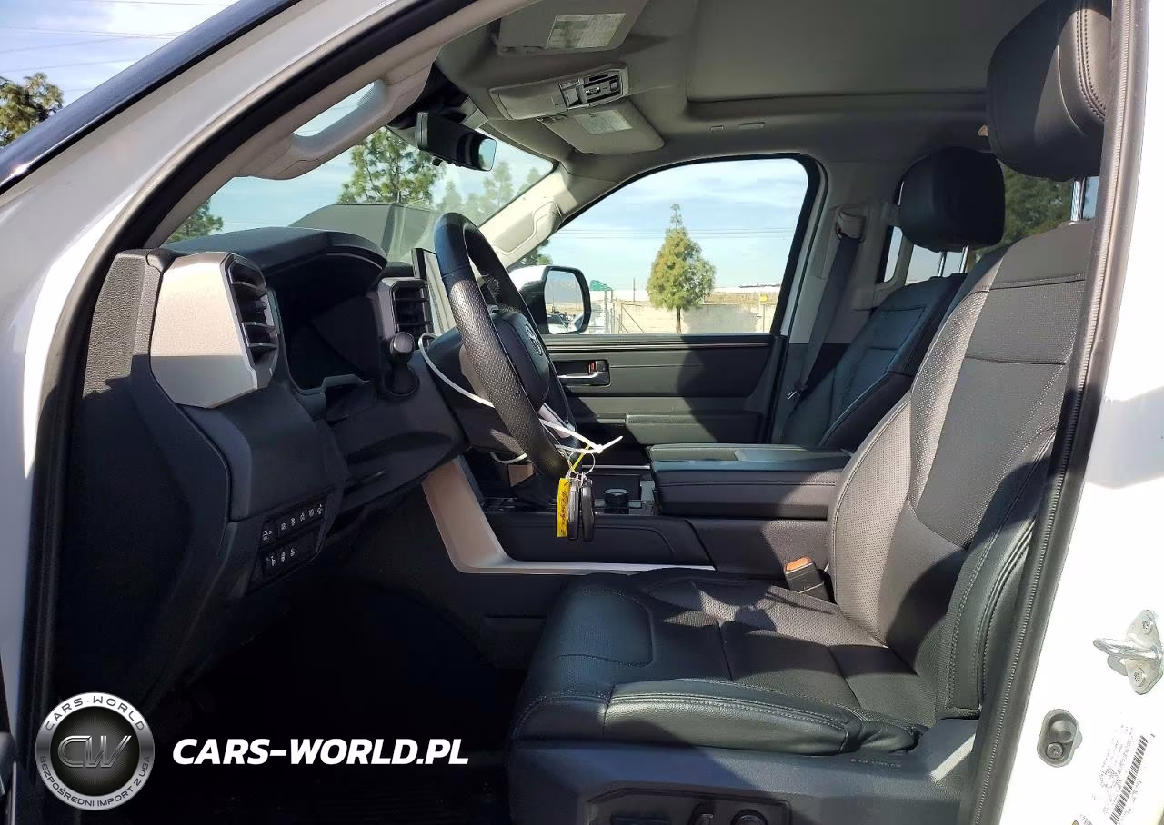 2023 Toyota Sequoia Limited VIN:7SVAAAAA3PX001777 - 7