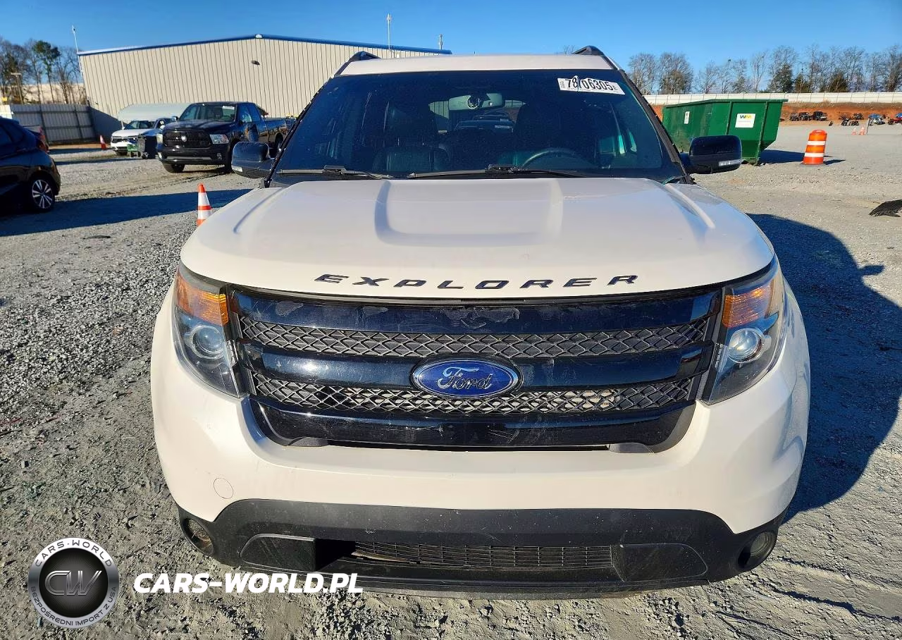 2015 Ford Explorer Sport VIN:1FM5K8GTXFGC30932 - 5