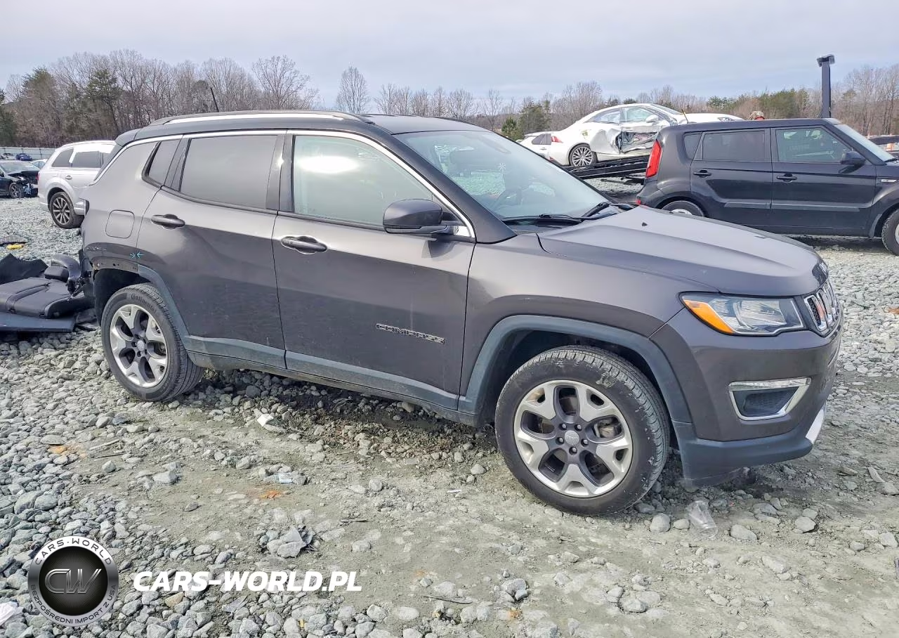2021 Jeep Compass Limited VIN:3C4NJDCB4MT533906 - 4
