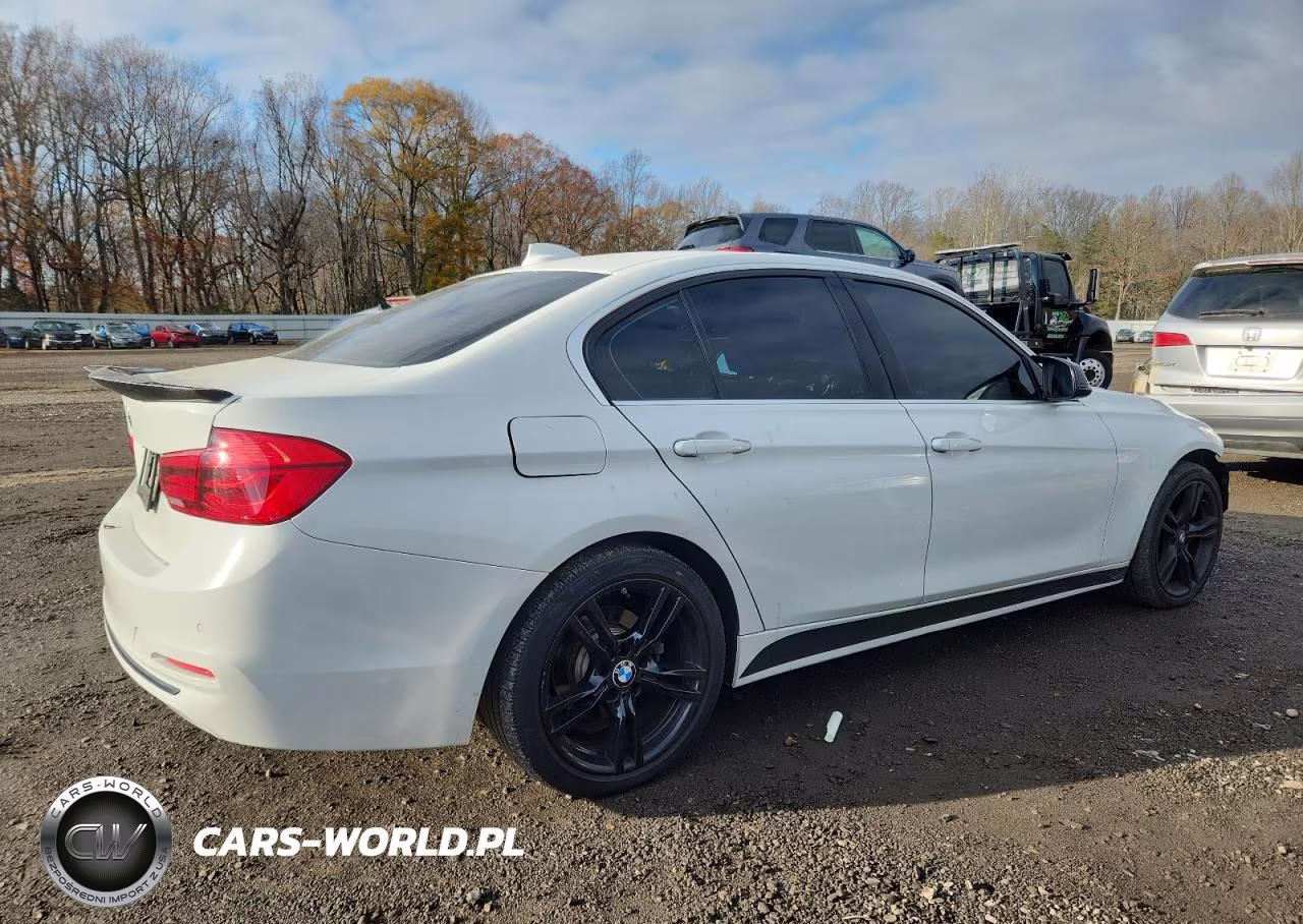 2017 BMW 330 Xi VIN:WBA8D9G37HNU61431 - 3