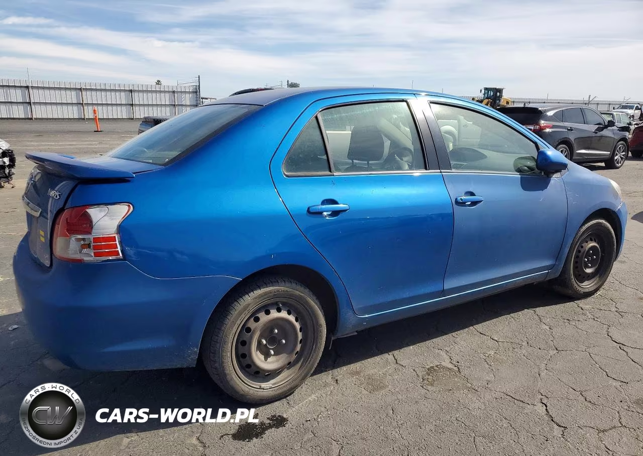 2010 Toyota Yaris VIN:JTDBT4K36A1370928 - 3