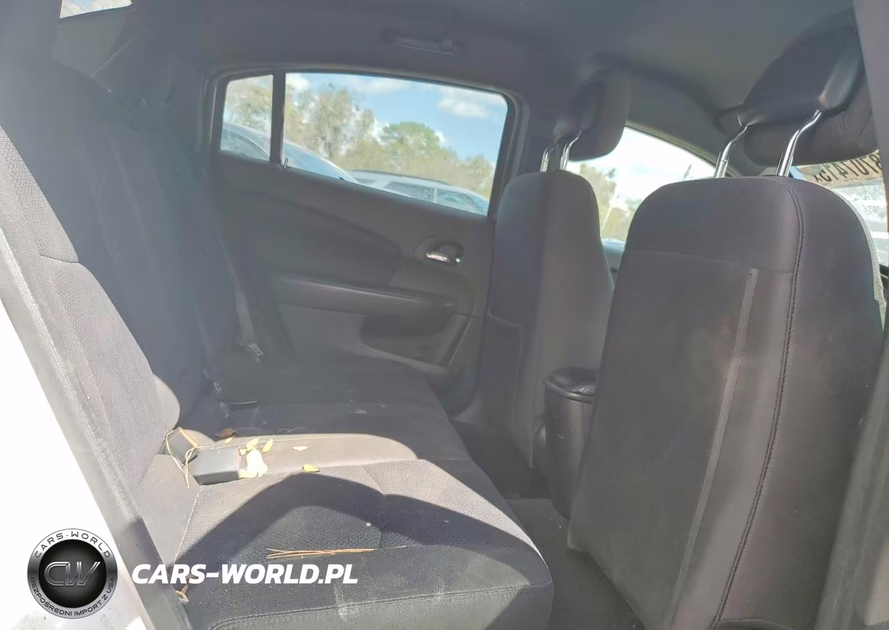 2014 Chrysler 200 Lx VIN:1C3CCBAB8EN123656 - 10