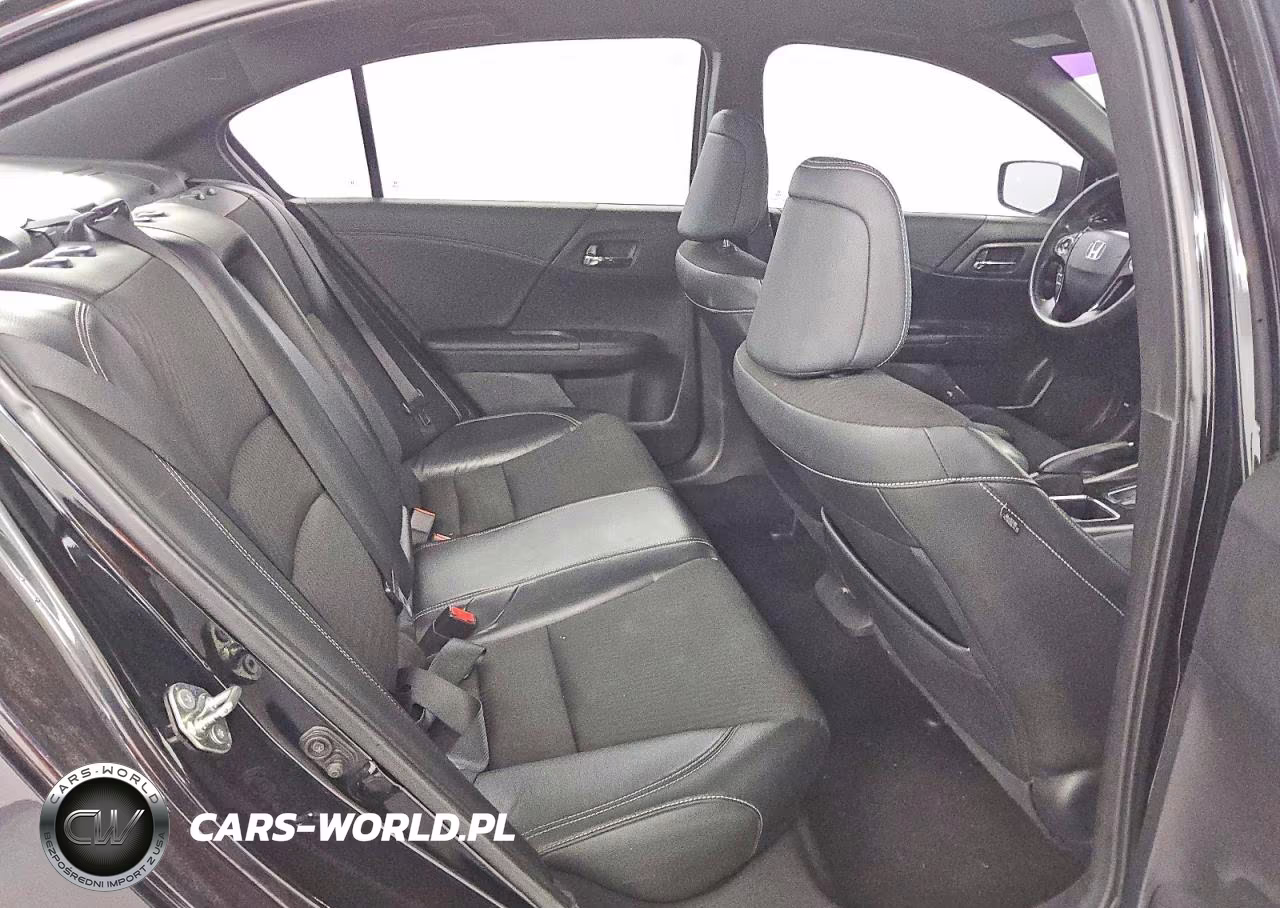 2017 Honda Accord Sport VIN:1HGCR2F52HA126658 - 10